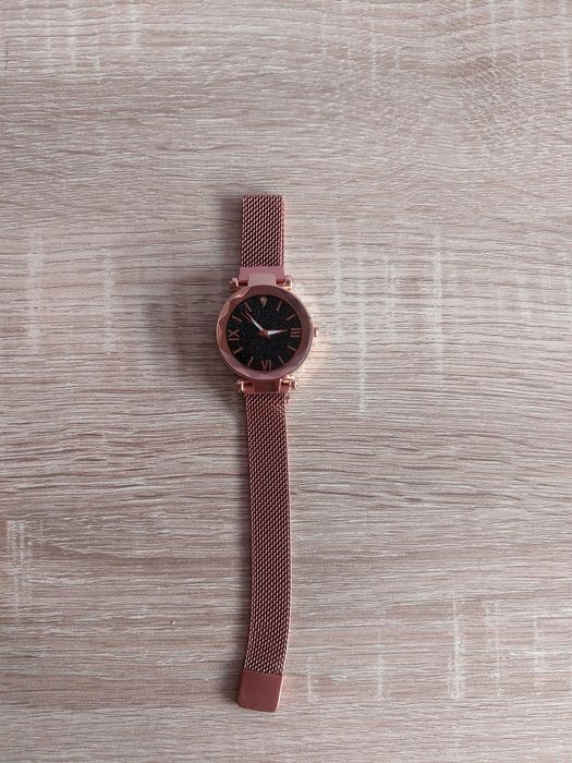 Elegancki damski zegarek