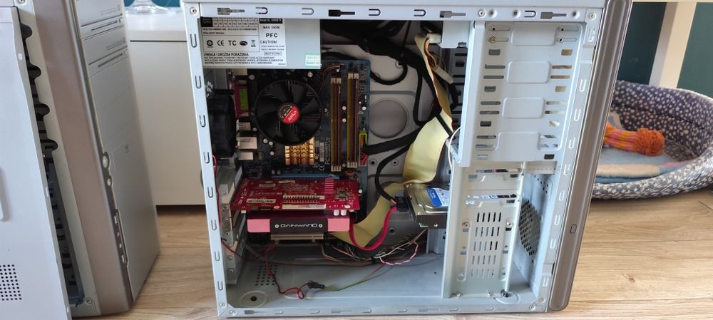 Komputery PC gotowe do pracy