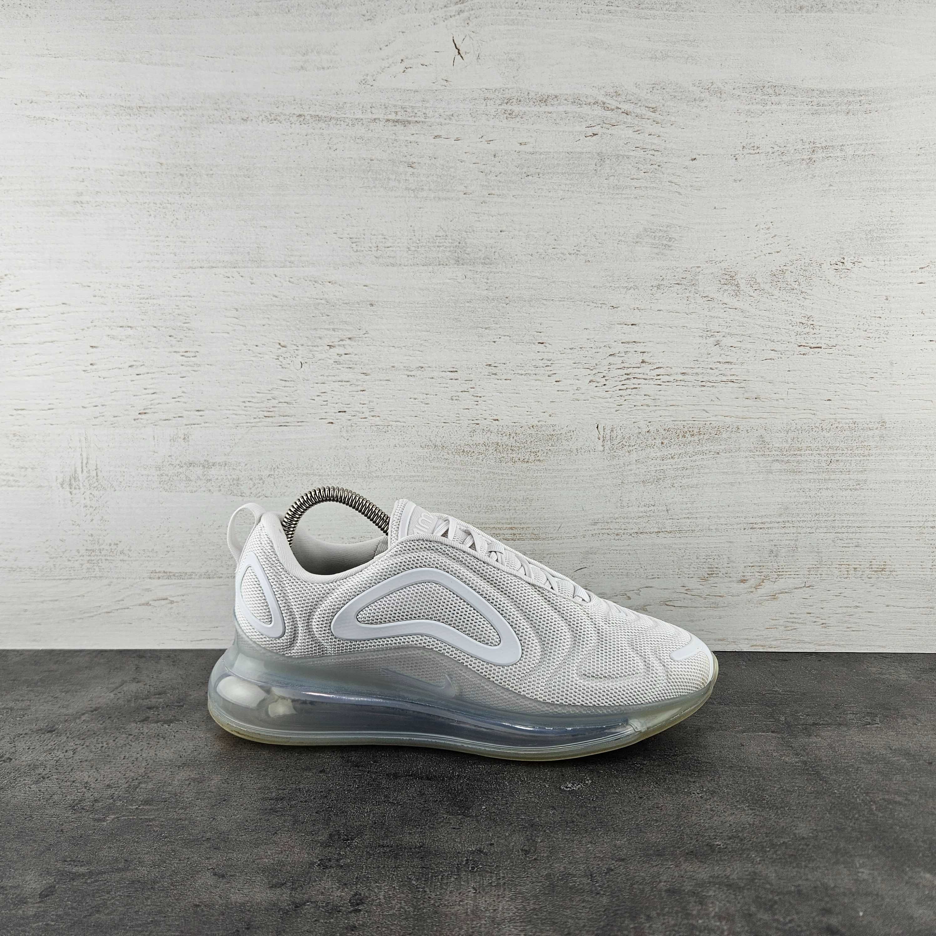 Nike sales 720 40