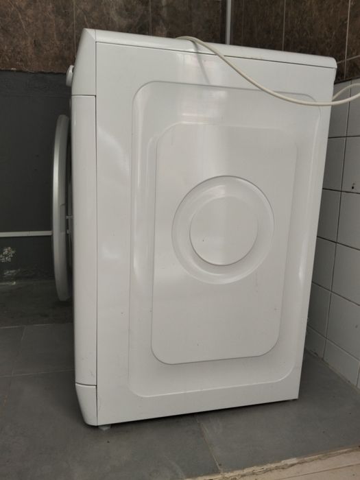 Máquina de lavar roupa Indesit 8Kg