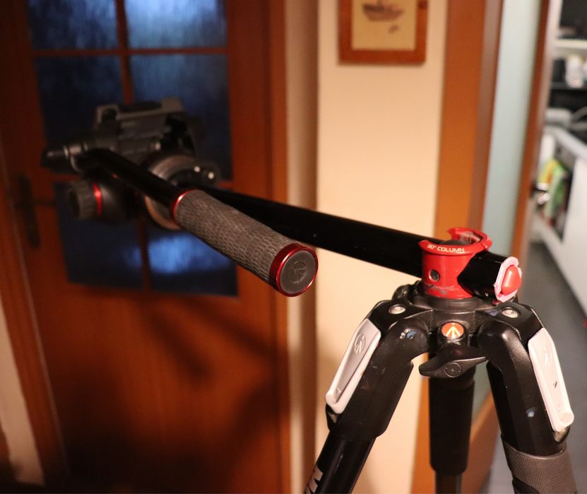 Statyw Manfrotto MT055XPRPRO3 + głowica MVH502AH