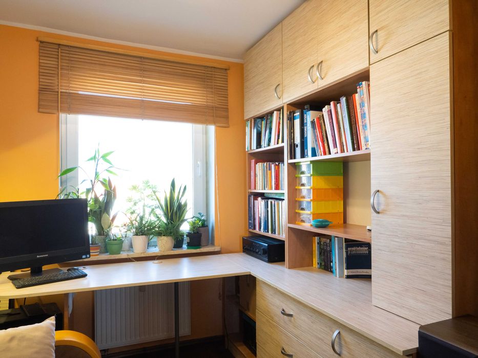 Meble do pokoju młodzieżowego