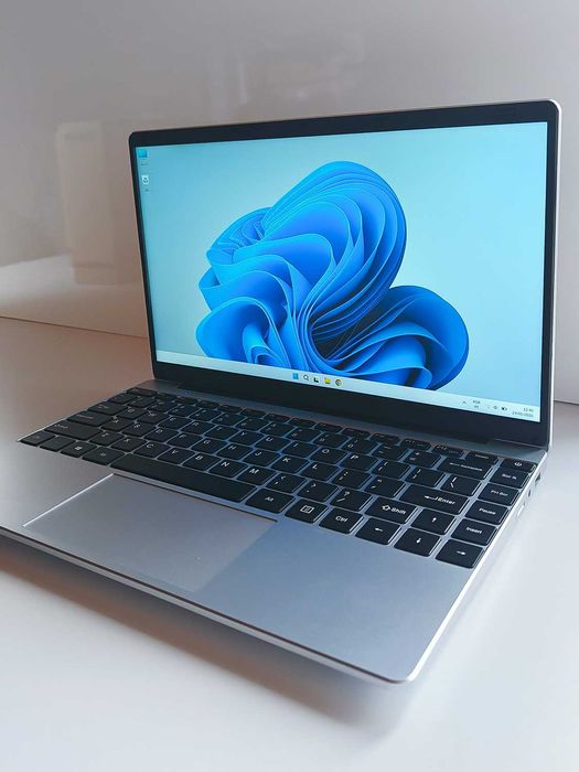 Portátil Intel i3 | 14.1” Full HD | 16GB RAM | Windows 11 Pro - NOVO