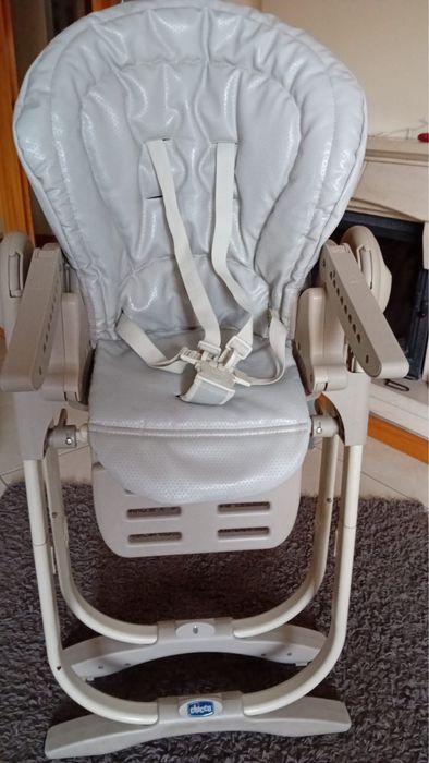 Cadeira de alimentação