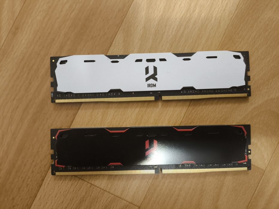 Продам комплект.