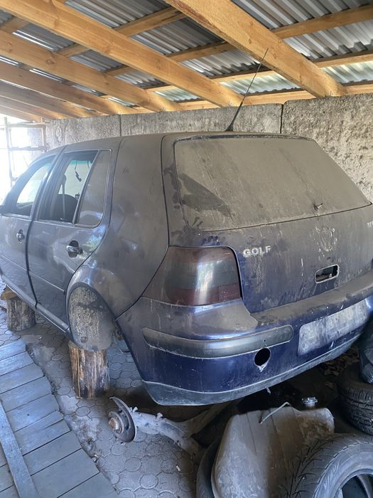 Продам Golf 4 цілим або розбір