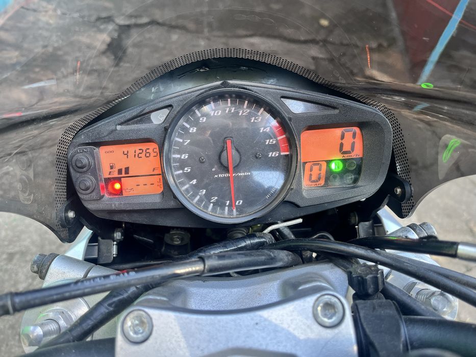 Продам Suzuki gsr 600 (2007р)