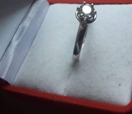 0,74кр кольцо с бриллиантом в белом золоте 585 проба