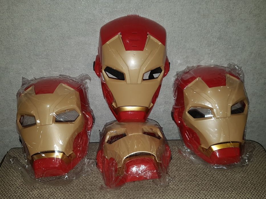 Маска Залізної Людини,Тоні Старк,Месники,Марвел,світло,звук,батарейки.