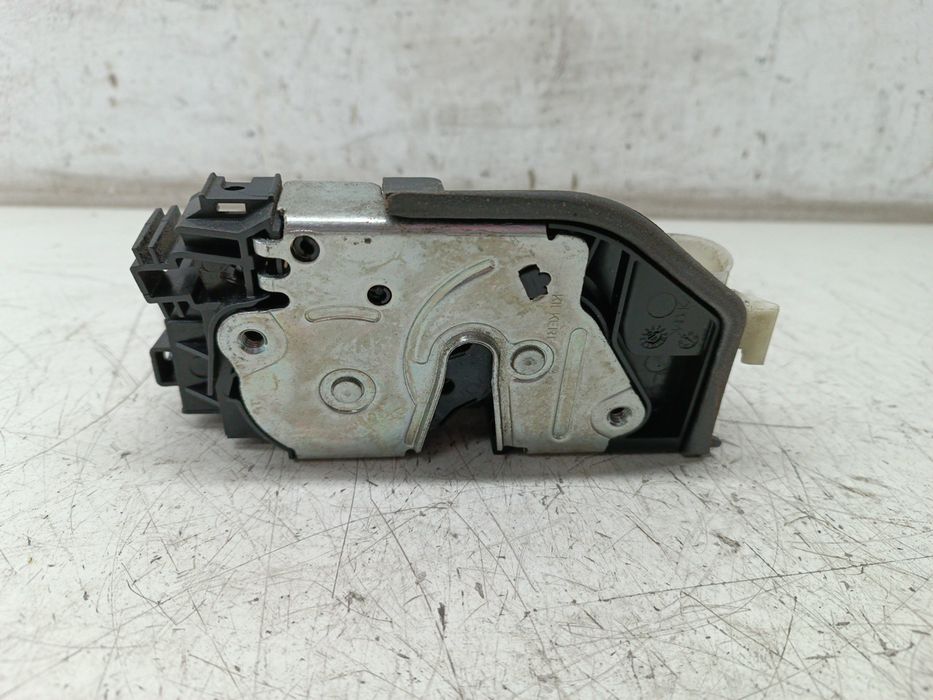 Fecho da Porta Frente Esquerdo - BMW 5 Touring (E61) | 04 - 10