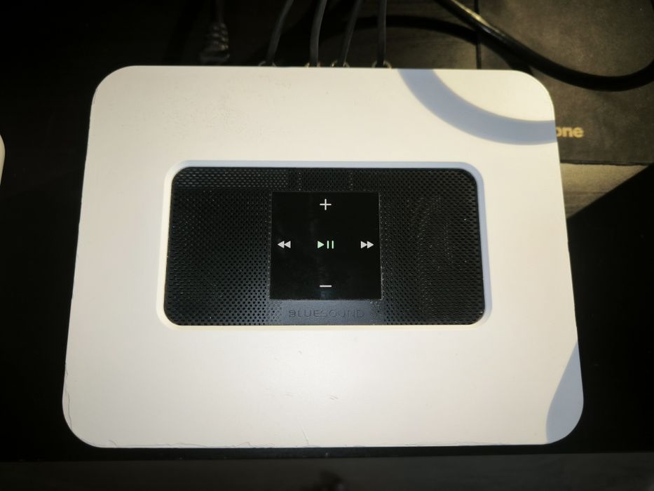Bluesound POWER NODE 2 + Boston Soundware 2 Colunas