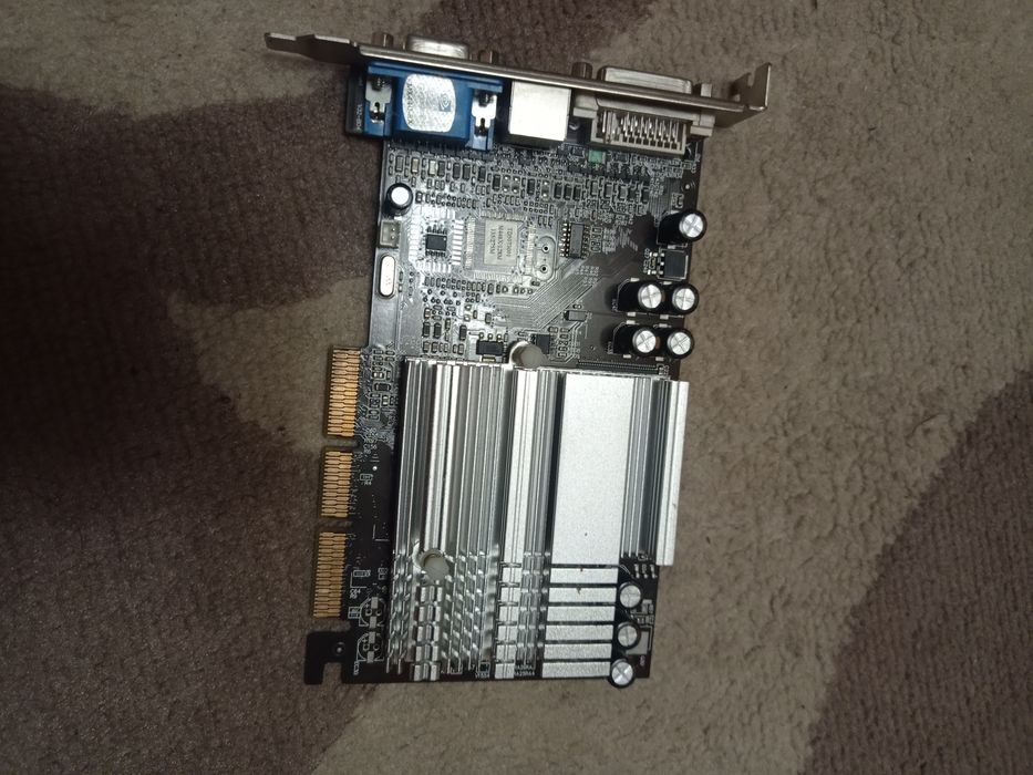 Видеокарта G-Force FX5500 128М