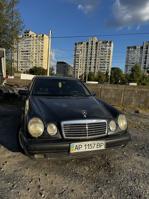 Мерседес w210 1996 2.0