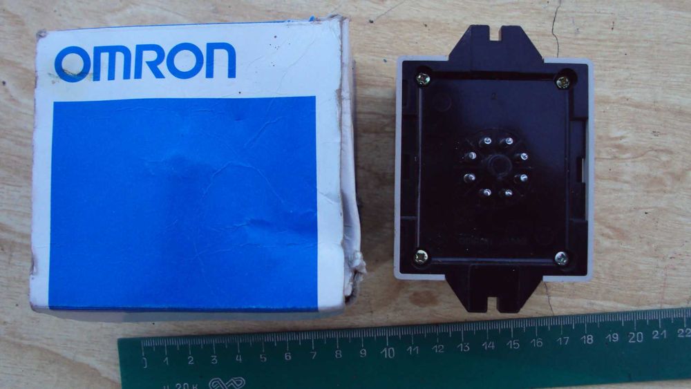 Контролер рівня рідини Omron 61F-GP-AC24
