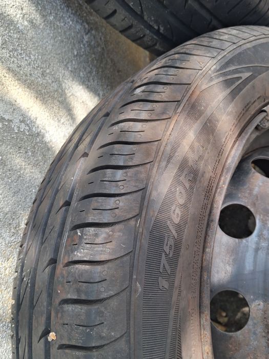 Pneus Nexen Nblue HD Plus 175/60R14 79H
