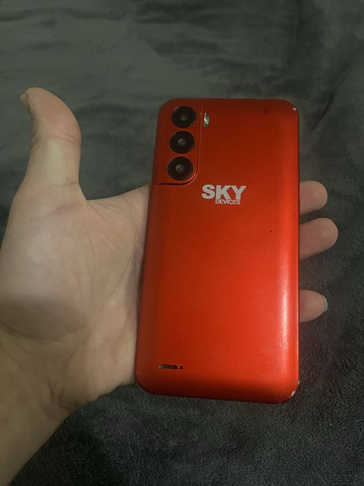 Продам телефон sky elite g63