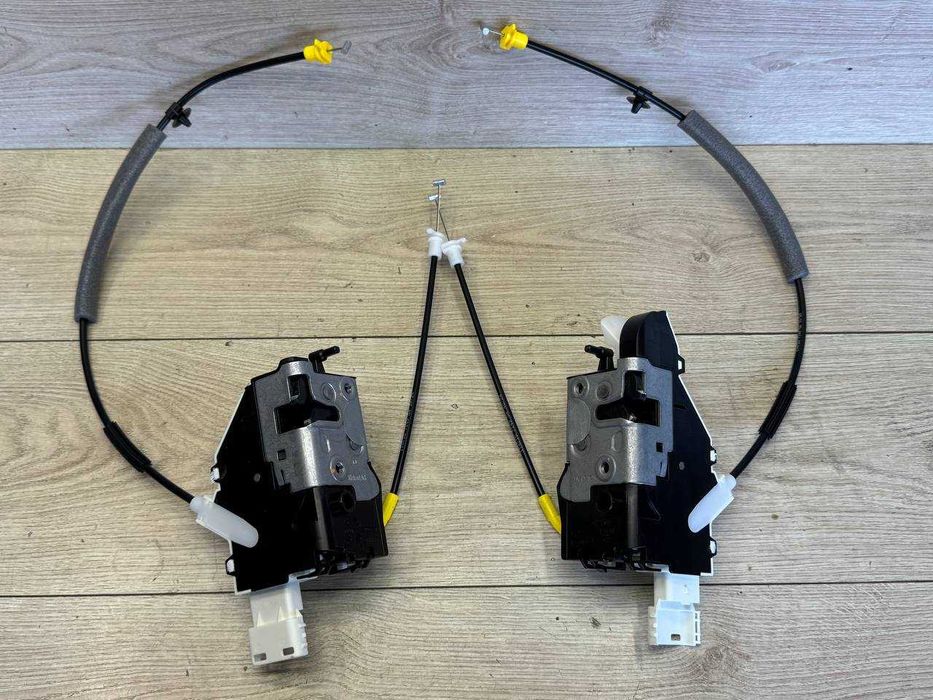 Замок дверей передній Фиат Фіат Скудо Fiat Експерт Джампі Джапми Пежо