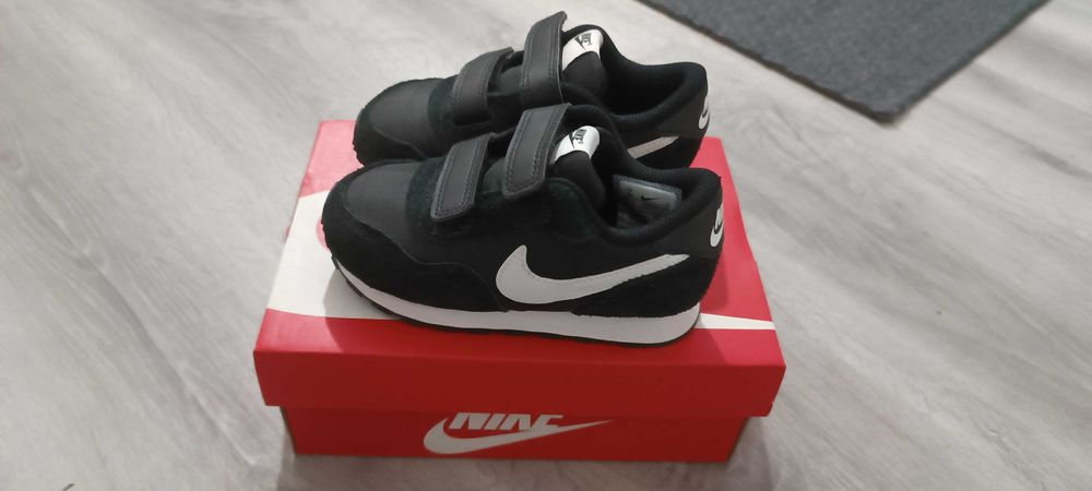Ténis Nike MD valiant