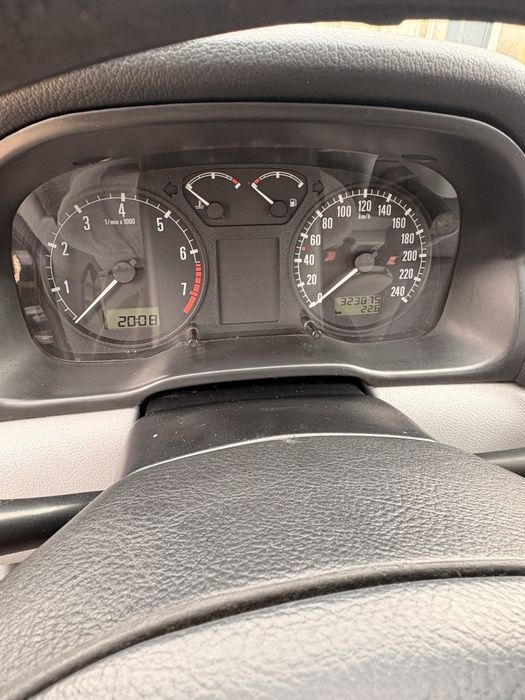 Skoda octavia 1.6 SR Gasolina