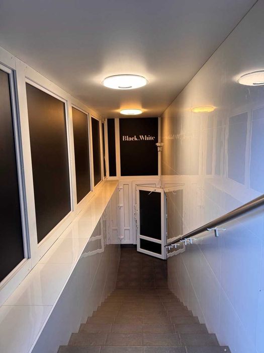 Продається кафе-бар Black White на вулиці Небесної Сотні та Політаєва