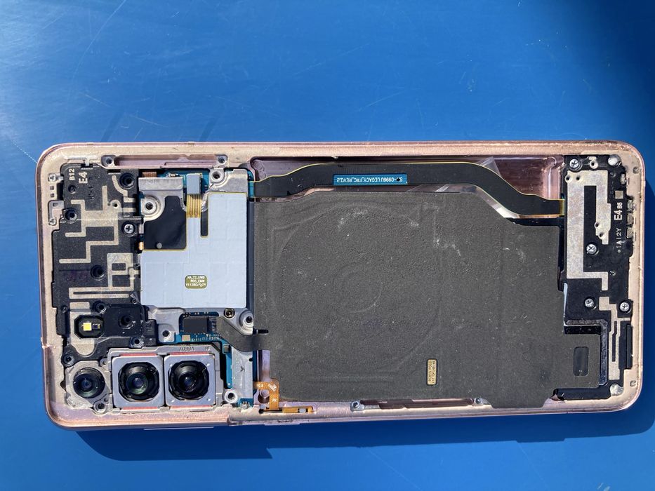 Samsung Galaxy S21 , на запчасти