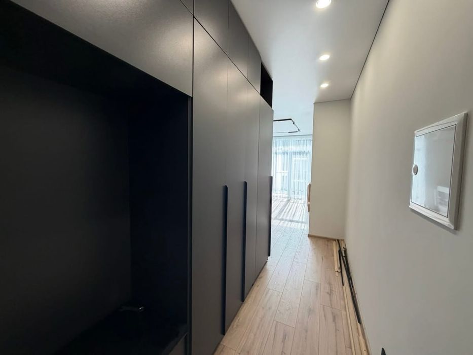 Продаж 2-ох кімнатної квартири з ремонтом  ЖК Б4 вул.Бабяка  Газ!!