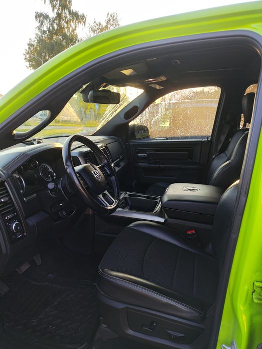 Dodge RAM 5.7hemi Sport zamiana
