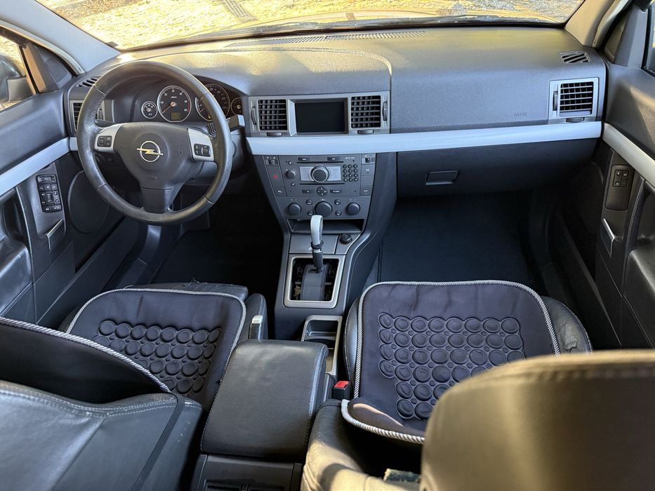 Vendo Opel Vectra C 1.9 cdti full extras