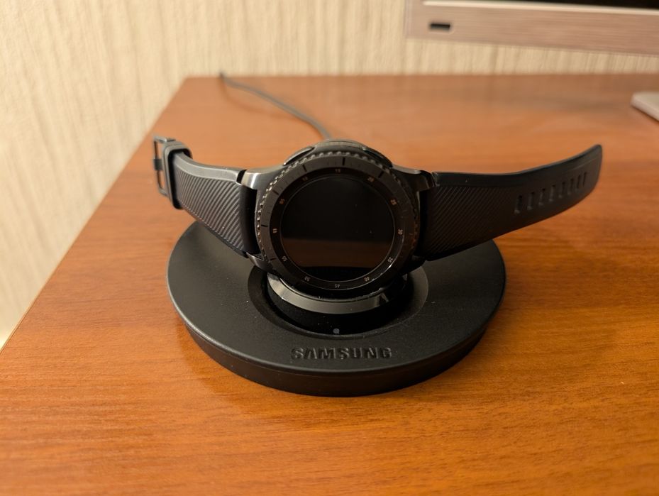 Смарт-годинник Samsung Gear S3 Frontier