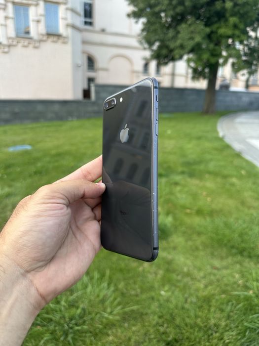 iPhone 8 Plus 64GB Neverlock ! АКБ 93% ! Айфон 8 плюс