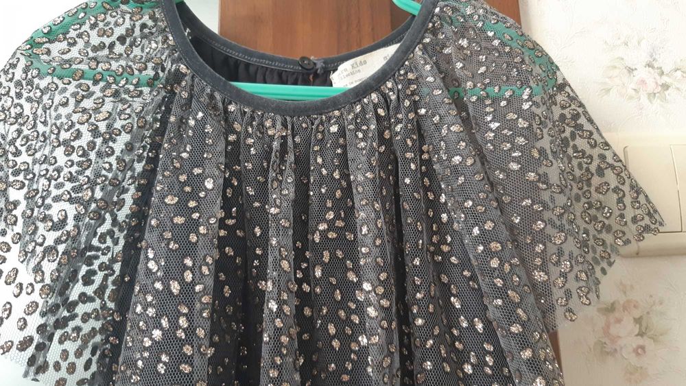 Блузка  нарядная для девочки Zara р. 128
