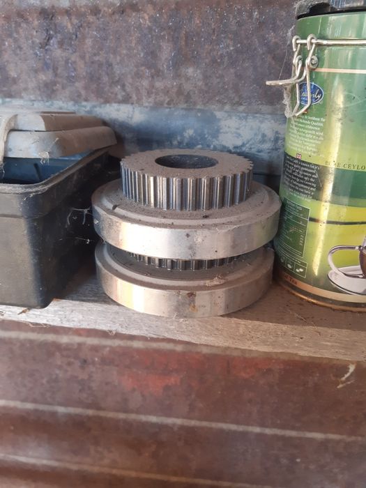 Шків топлівного насоса 2.5тди Ауди 100 с4. А6 с4.