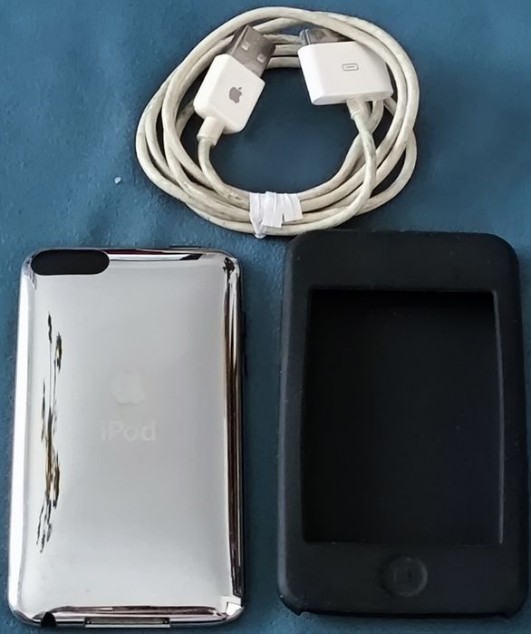 iPod Touch 2ª Geração 8GB | Ótimo Estado | Capa e Cabo Original