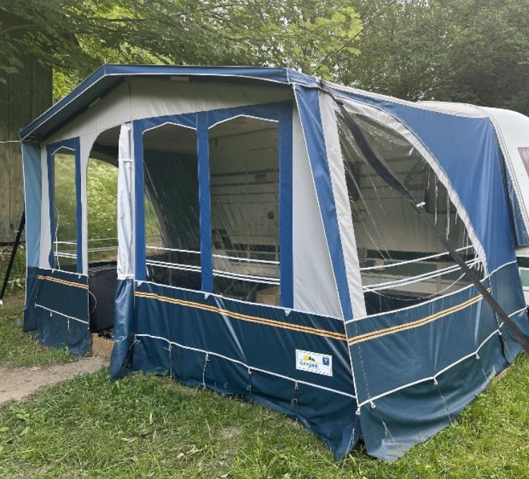 Палатка до кемпера