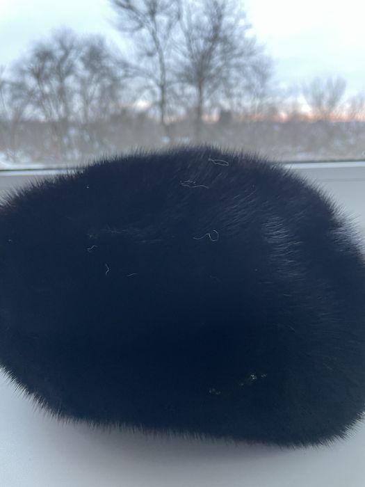 Берет норковий новий,чорного кольору
