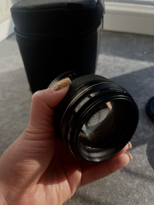 Продам объектив canon 85 mm 1.8