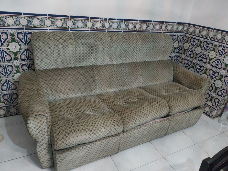 Conjunto Sofá Cama + 2 poltronas