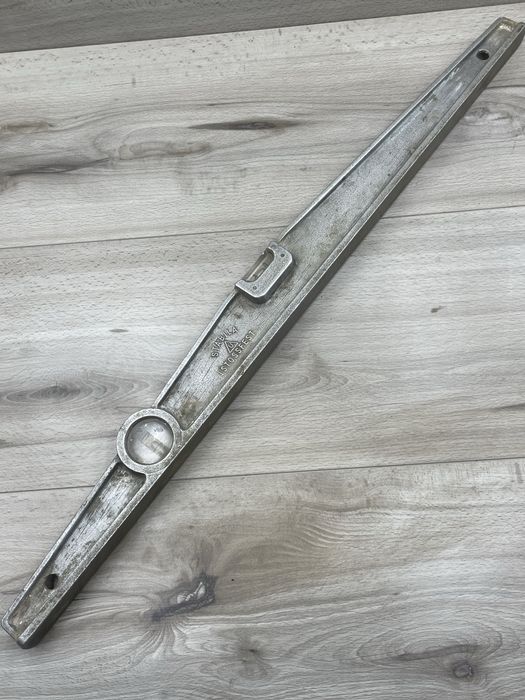 Stara aluminiowa poziomica Stabila