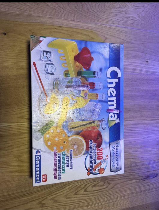 Gra planszowa chemia