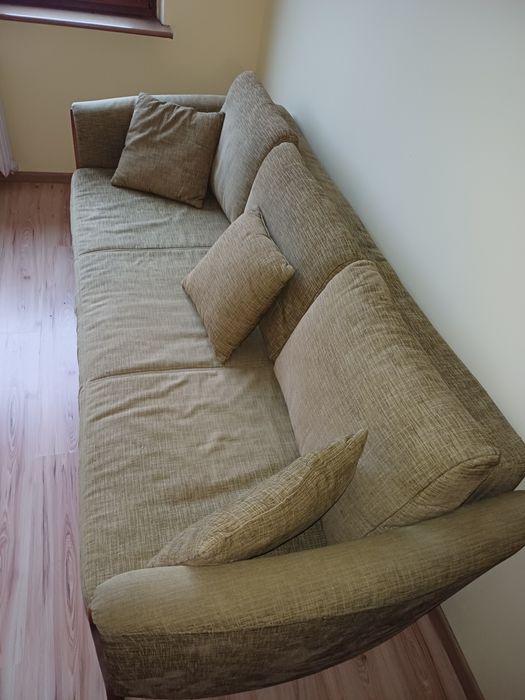 Oddam rozkładaną sofę