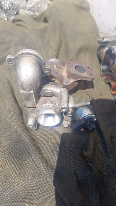 Турбіна 1.4 1.5 1.6hdi Peugeot 208 ford citrien berlingo c3