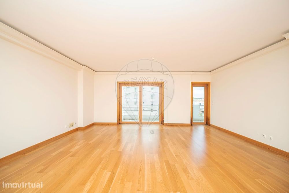 Apartamento T3 para arrendamento