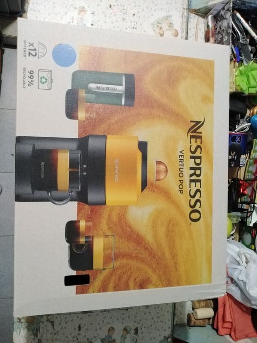 Vendo caixas de cafés novos bom estado