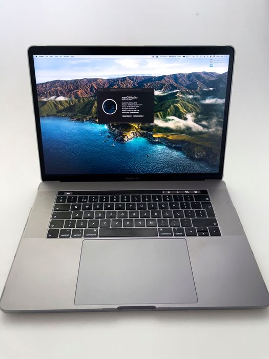 MacBook Pro 15" 2.6 GHz i7 (2018) with Touch Bar64738560728195121