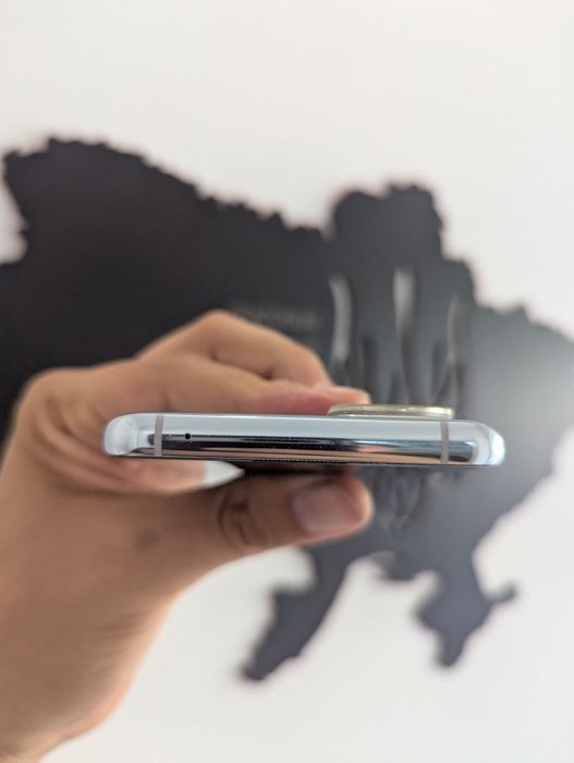 OnePlus 9 pro 256gb silver. Уцінка