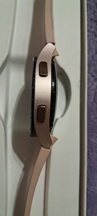 Годинник Galaxy Watch4