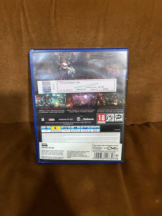 Jogo Playstation 4 Doom
