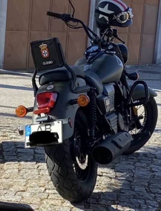 Vendo Moto renegade 4800 km como nova