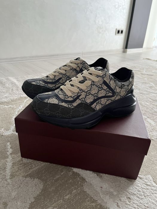 Gucci Rhyton GG кросівки