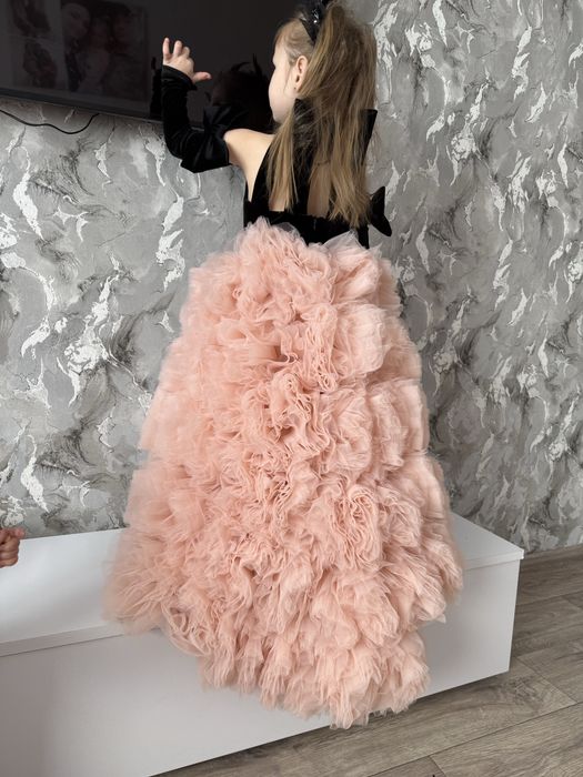 Сукня на випускний розмір 122